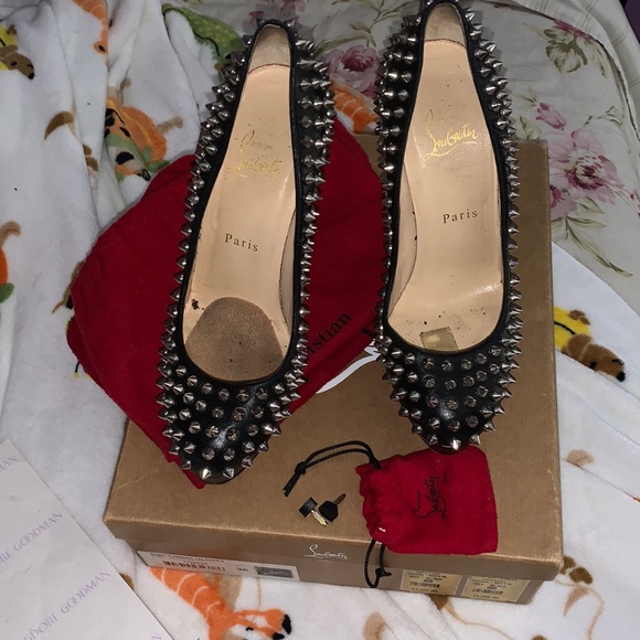 CHRISTIAN LOUBOUTIN SIZE 38 - Picture 4 of 6